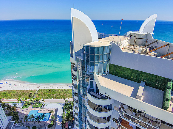Nils 6301 Collins Ave Miami Beach PH3_55