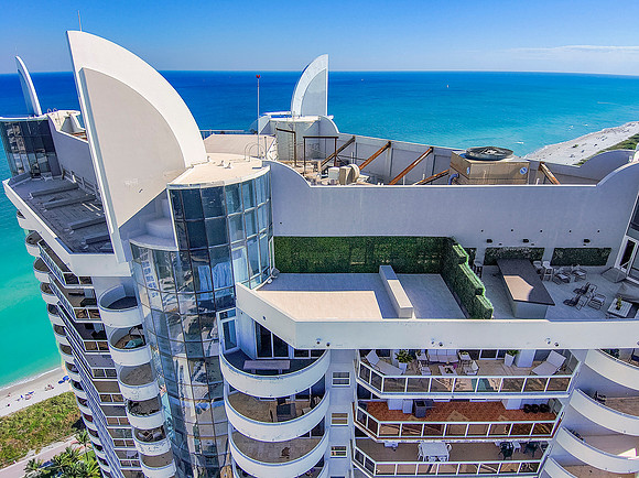 Nils 6301 Collins Ave Miami Beach PH3_57