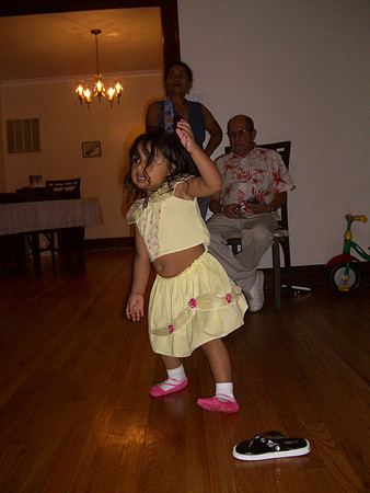 kelly at home 005