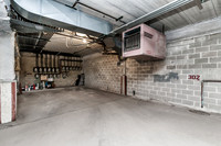 4050 N. Lincoln Ave.