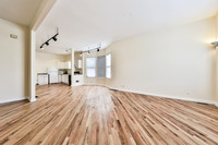 1549 W Barry Ave.