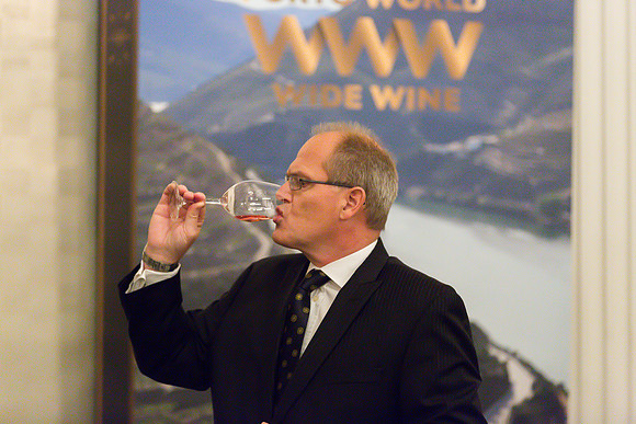 WNE20076