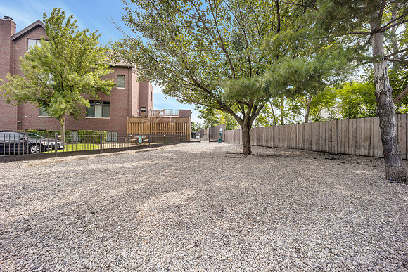 jflo0225-jflo0227