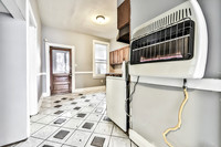 FLR10006