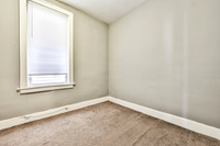 FLR10011