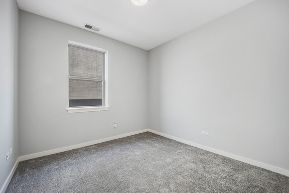 jflo0069-jflo0071