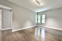 1626 W Farwell Ave