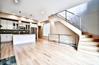 934 N Honore