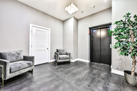 469 N Paulina St. V2