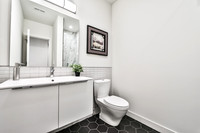 1216 W Huron