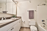 10 E Ontario St. Unit 4002