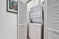 1955 N Leavitt St Unit 4D
