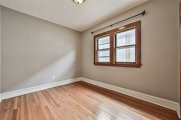 MKT10043