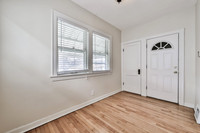 MKT10042