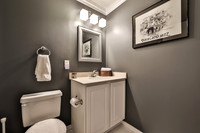 210 S. Desplaines St. Unit 807