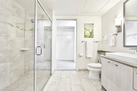 Hubbard Place Unit 2010