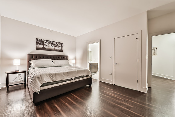 HEAD0006