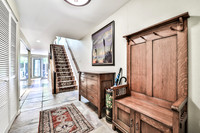 1319 N Sutton Pl