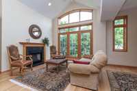 913 W. Altgeld St.#4W