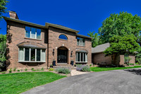 4525 Red Oak Ln. Long Grove