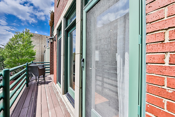 LAUR0053