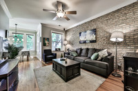 4054 N Sacramento Ave.
