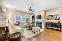 1623 W Grand Ave