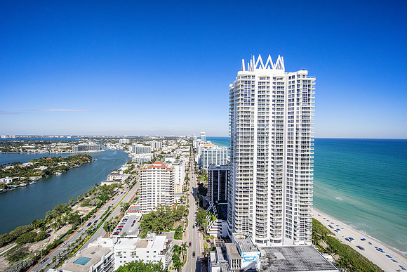 Nils 6301 Collins Ave Miami Beach PH3_18