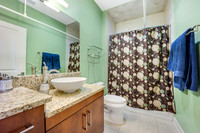 3556 S Seeley Ave. Unit 304