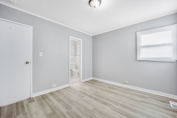 ALEX0051