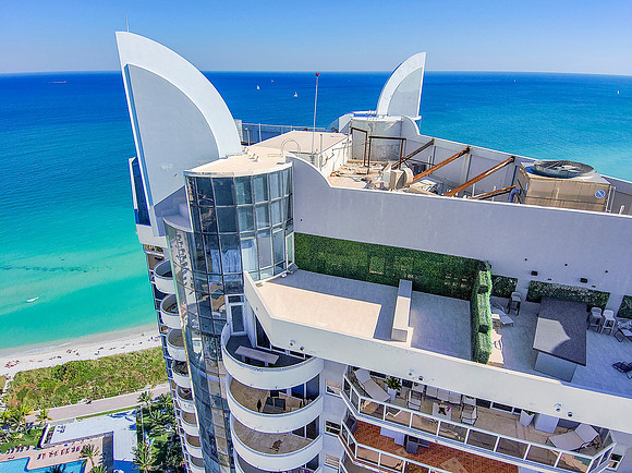 Nils 6301 Collins Ave Miami Beach PH3_56